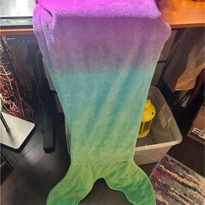 Mermaid Tail Blanket for Kids - Purple and Green